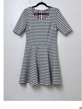 Eliza J Striped Fit & Flare Dress Women's Size 8‎ Knee Length Career Casual